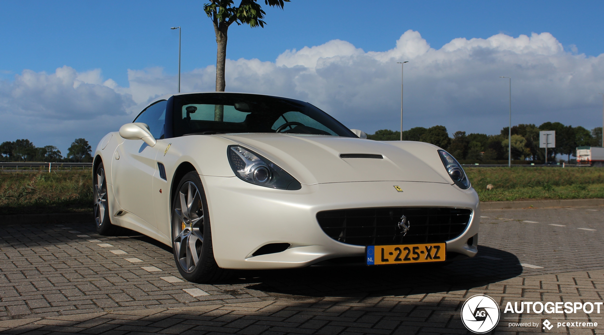 Ferrari California