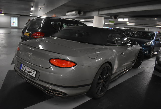 Bentley Continental GTC 2019