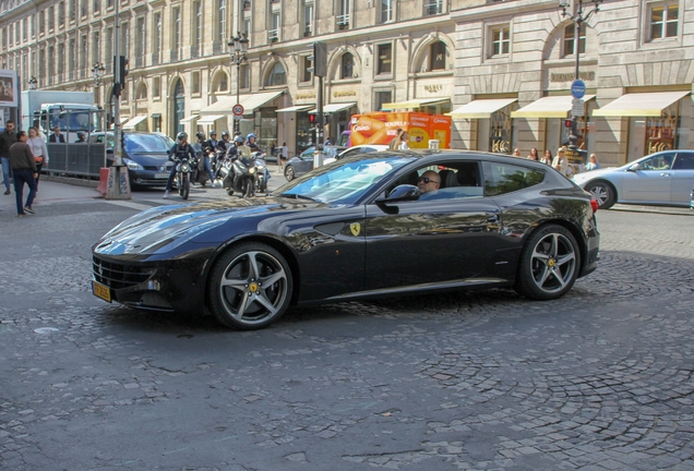 Ferrari FF