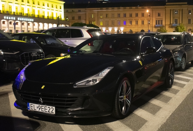 Ferrari GTC4Lusso