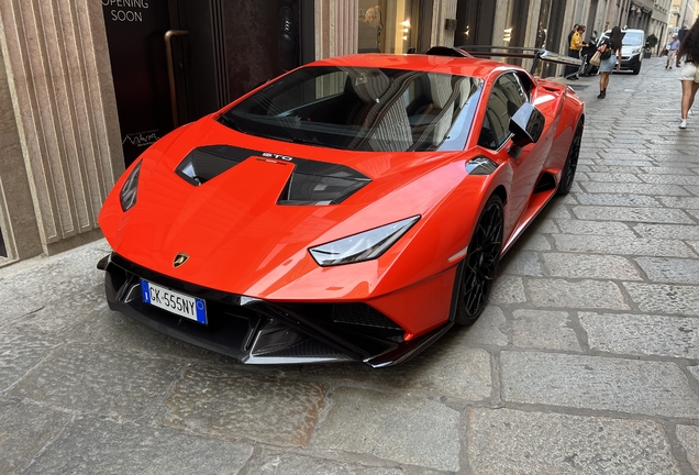 Lamborghini Huracán LP640-2 STO