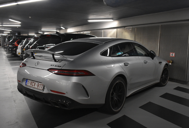 Mercedes-AMG GT 63 S X290