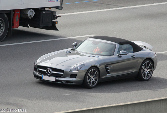 Mercedes-Benz SLS AMG Roadster