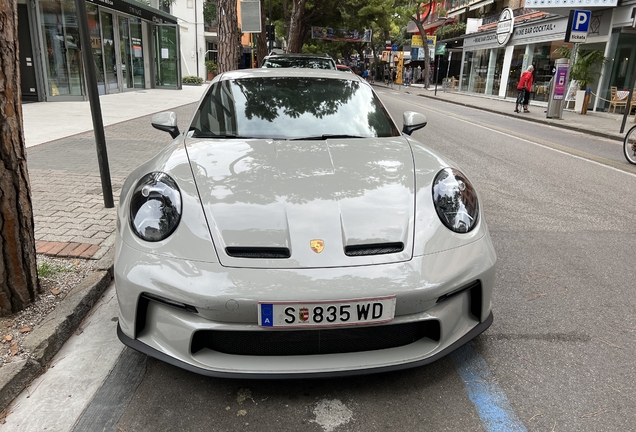 Porsche 992 GT3 Touring