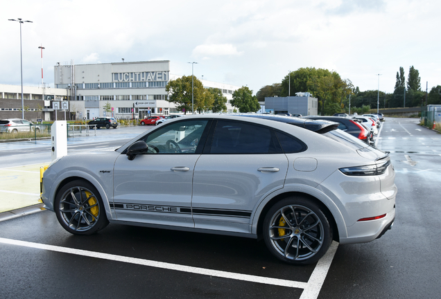 Porsche Cayenne Coupé Turbo S E-Hybrid