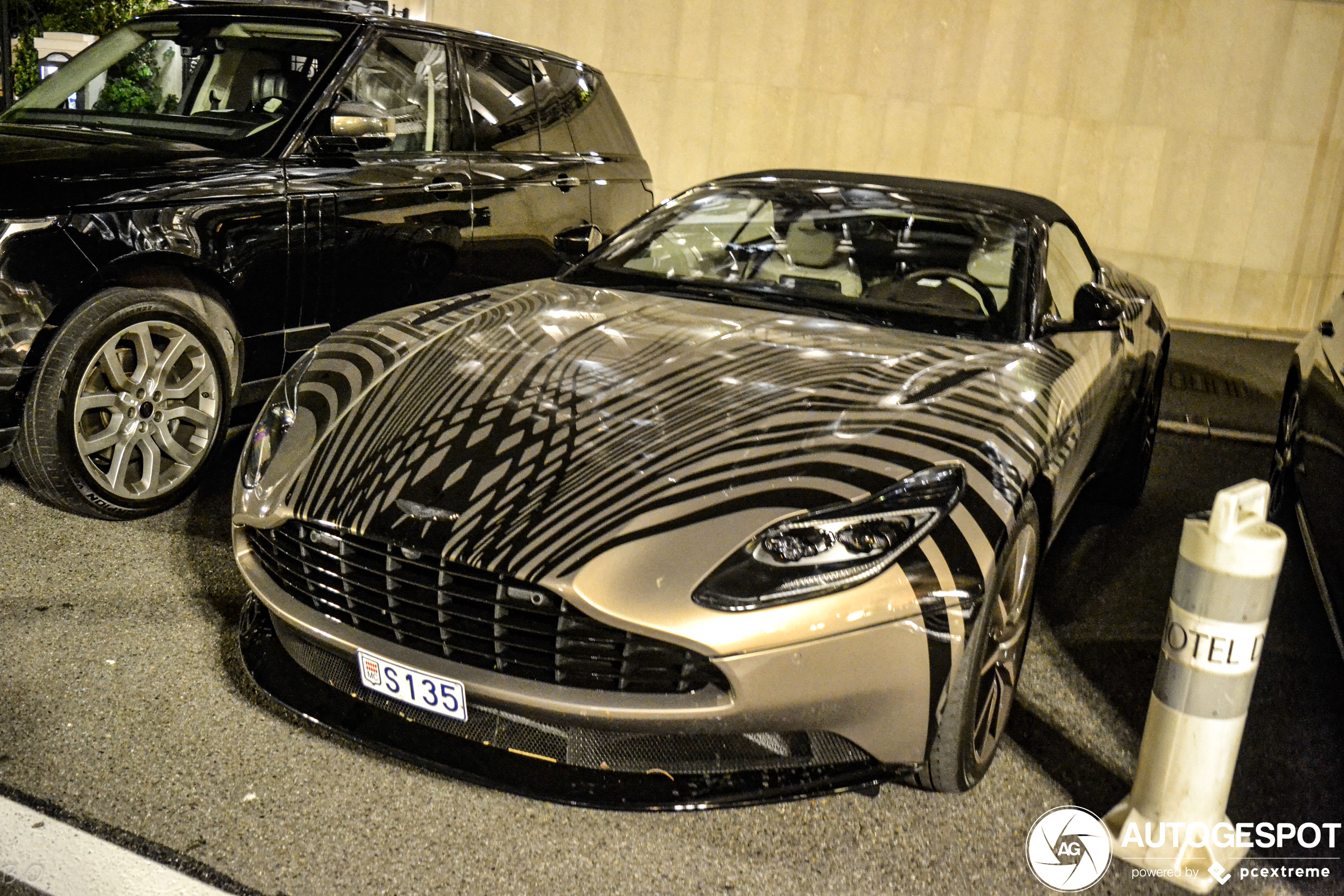 Aston Martin DB11 V8 Volante