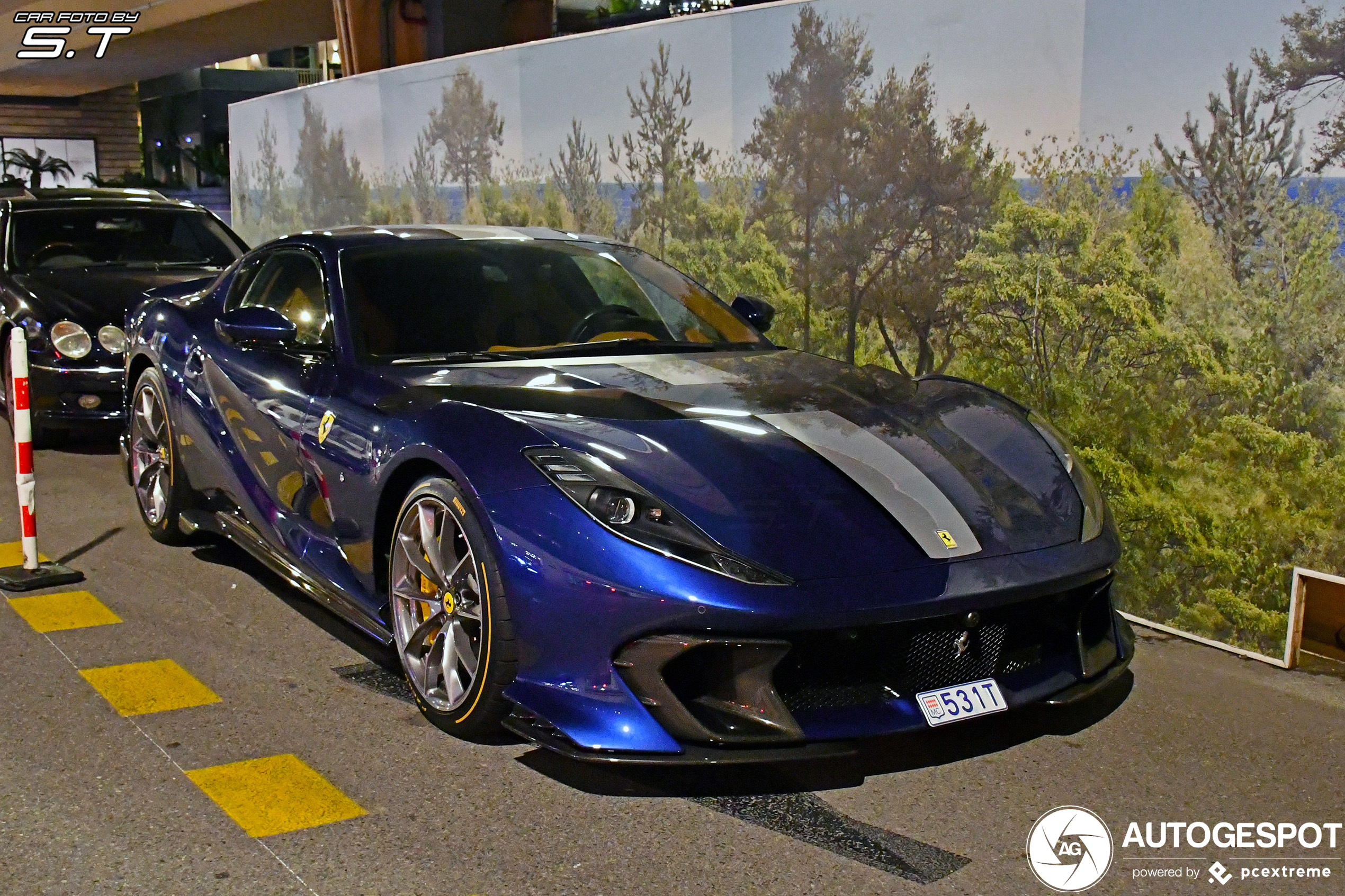 Ferrari 812 Competizione