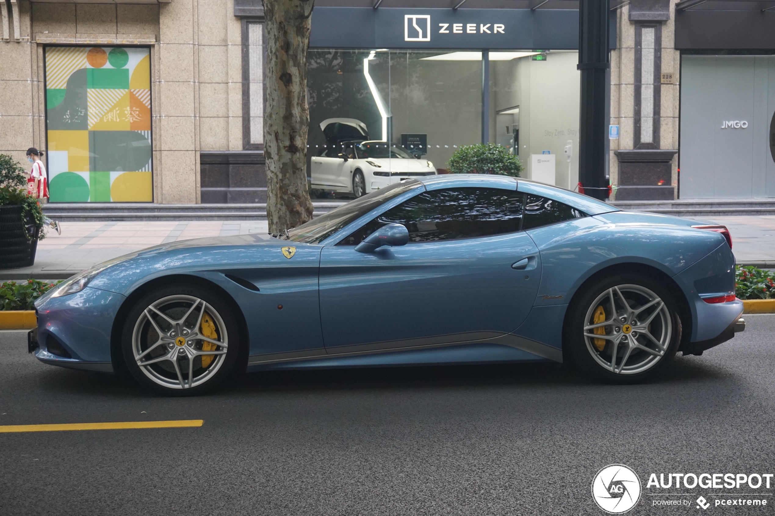 Ferrari California T