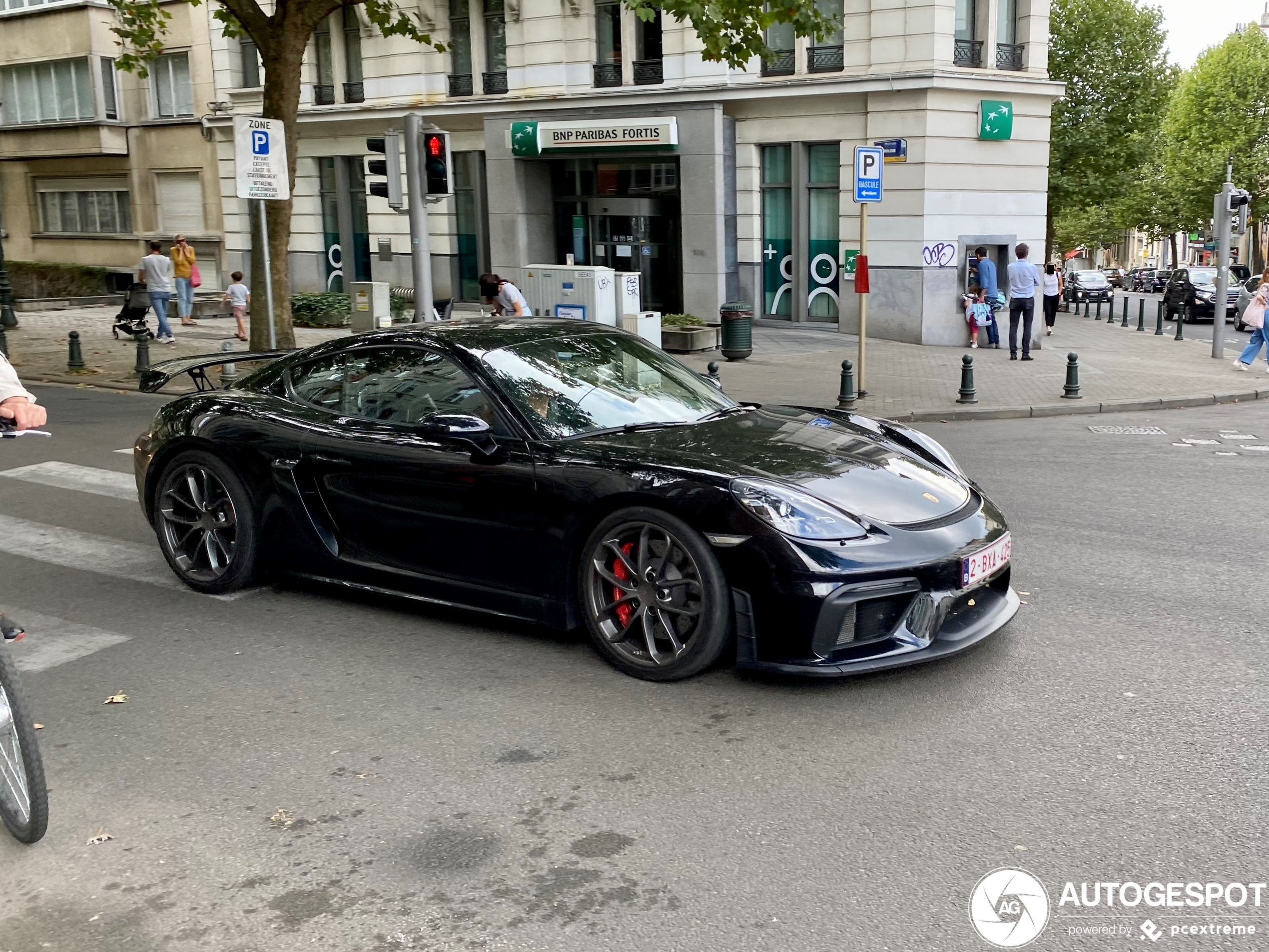 Porsche 718 Cayman GT4