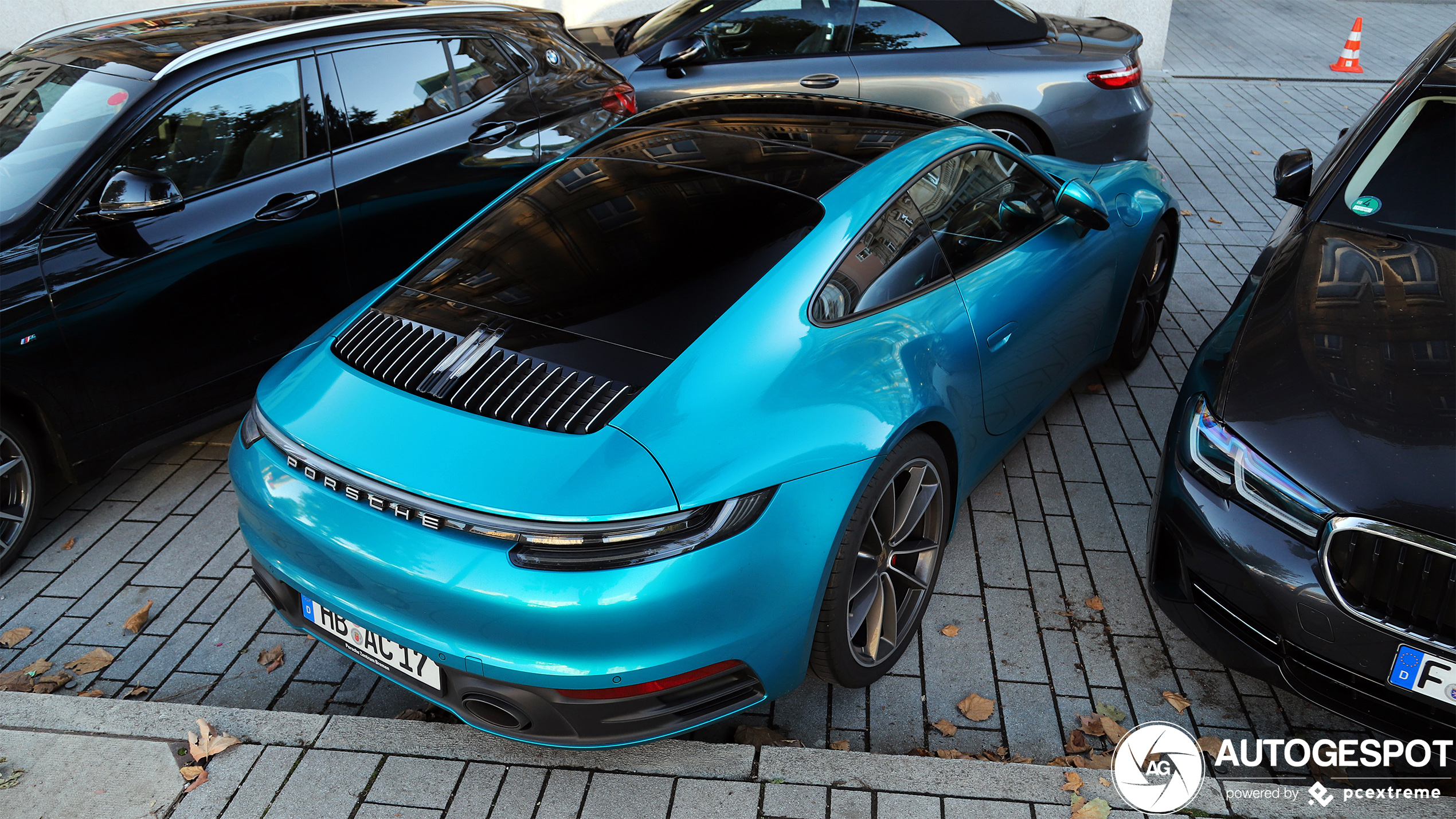 Porsche 992 Carrera 4S