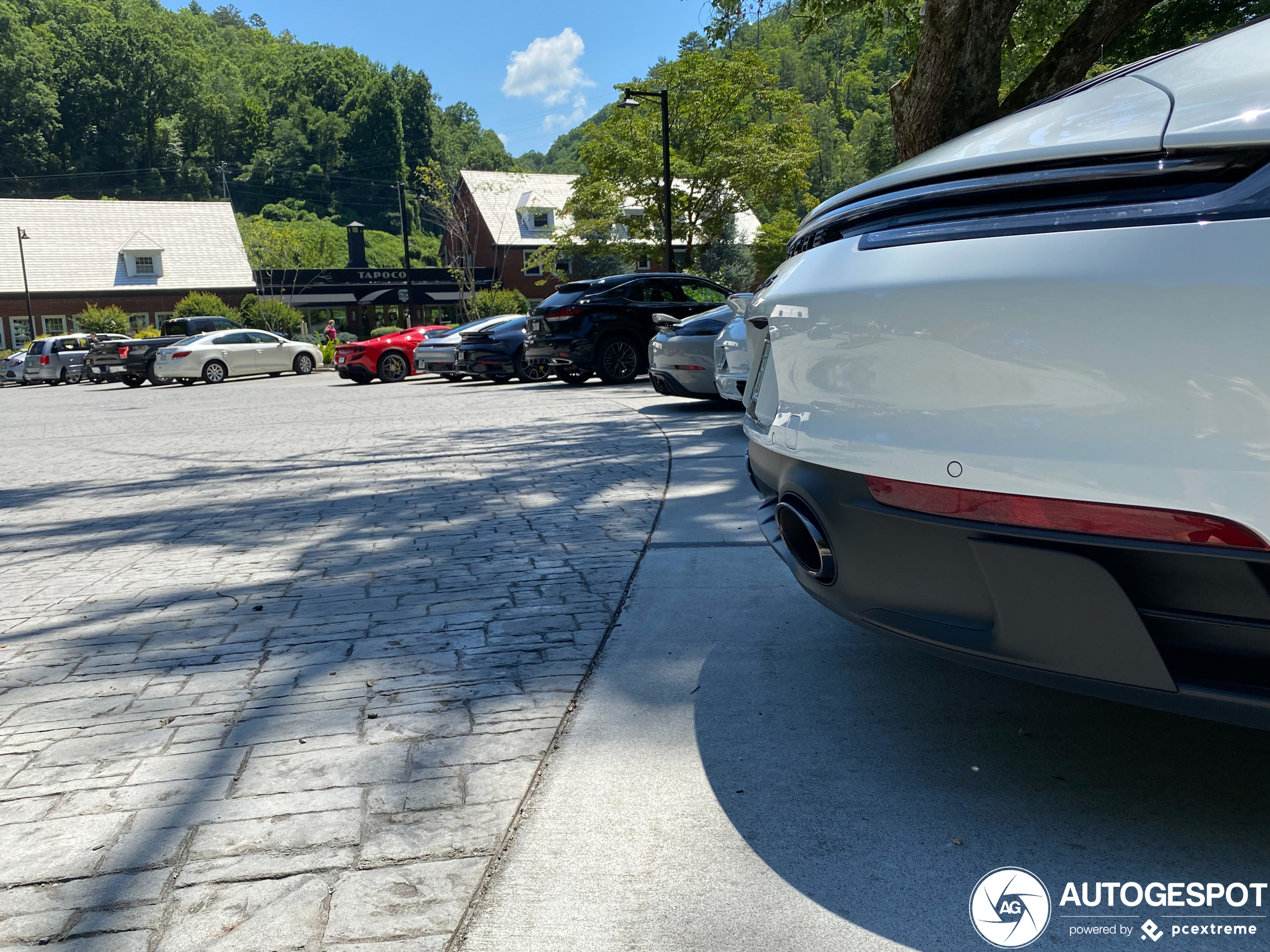 Porsche 992 Carrera GTS