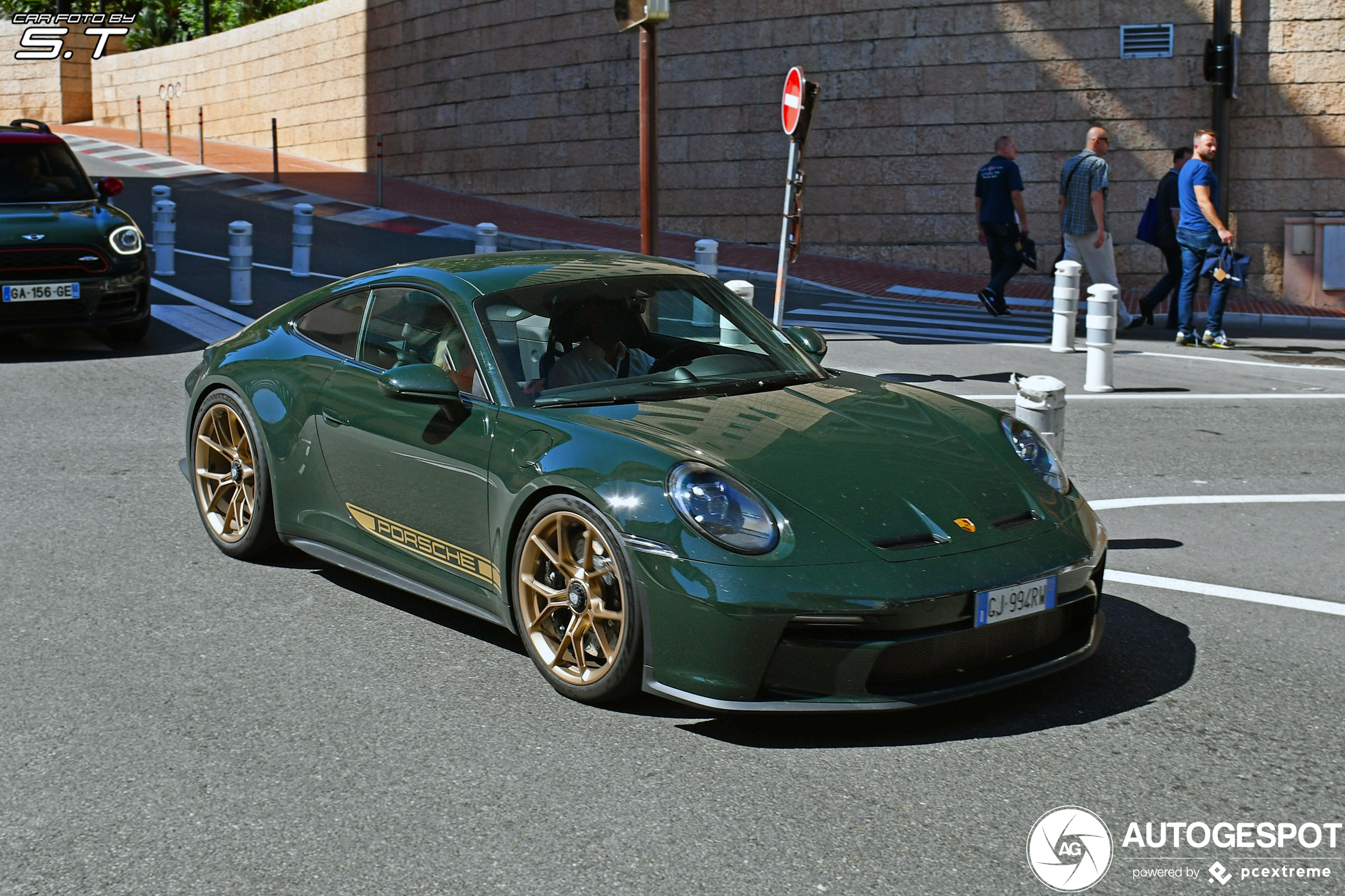 Porsche 992 GT3 Touring