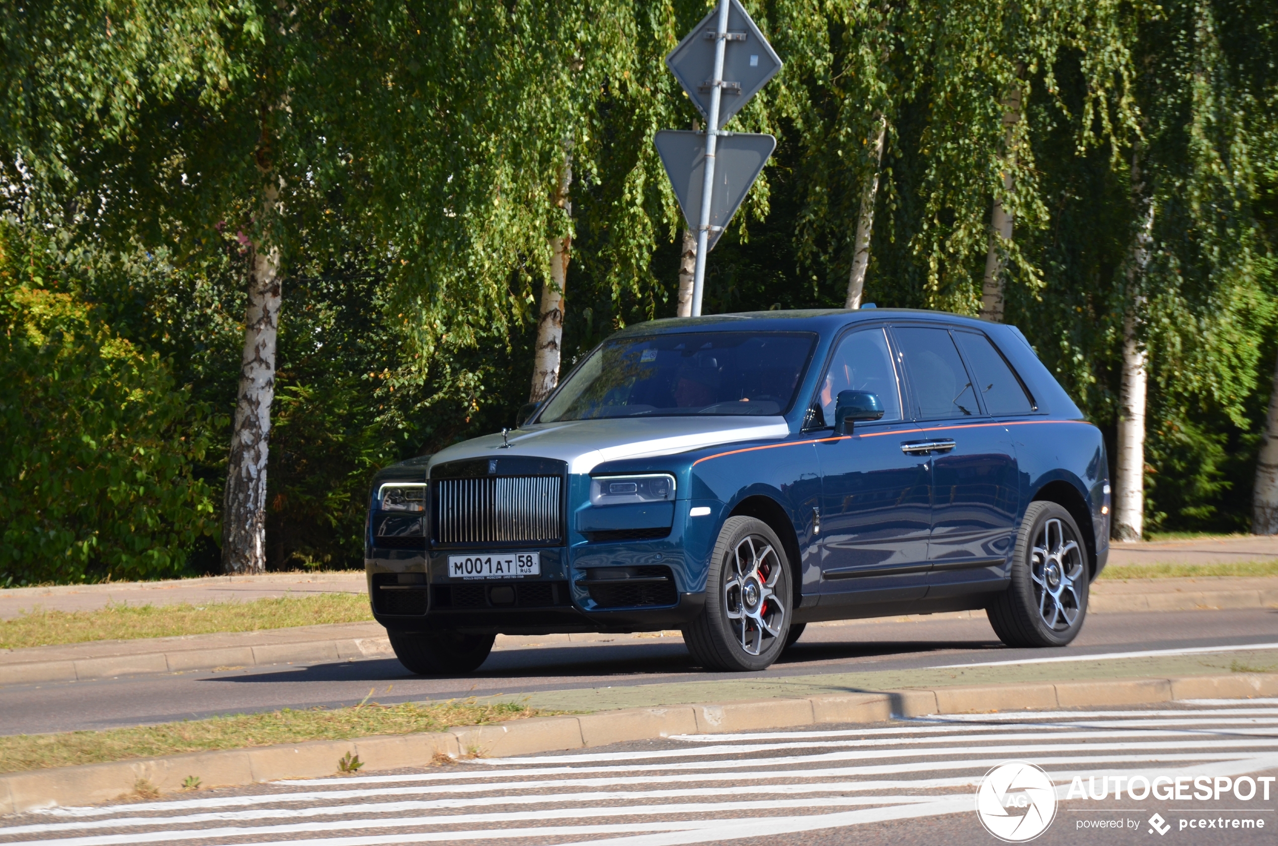 Rolls-Royce Cullinan Black Badge