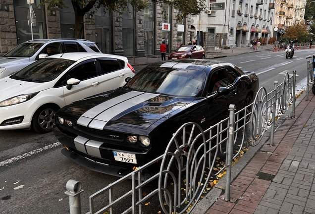 Dodge Challenger SRT-8 392