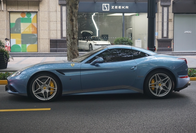 Ferrari California T