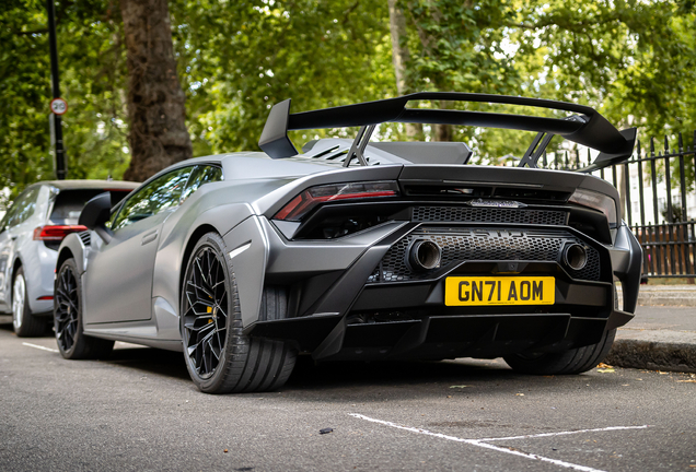 Lamborghini Huracán LP640-2 STO