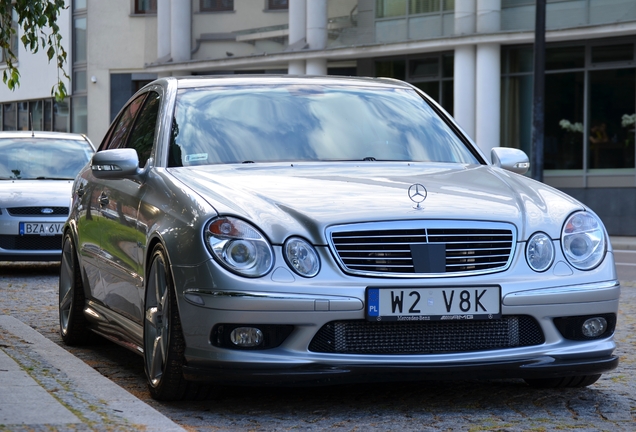 Mercedes-Benz E 55 AMG