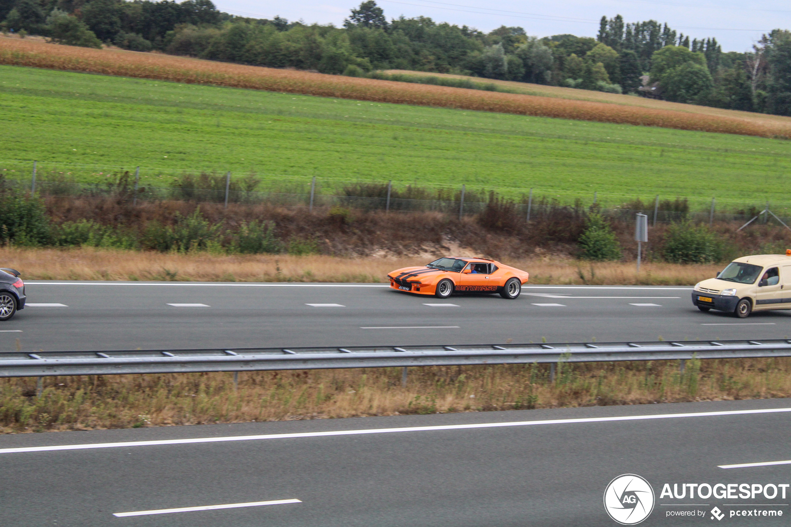 De Tomaso Pantera GT/4