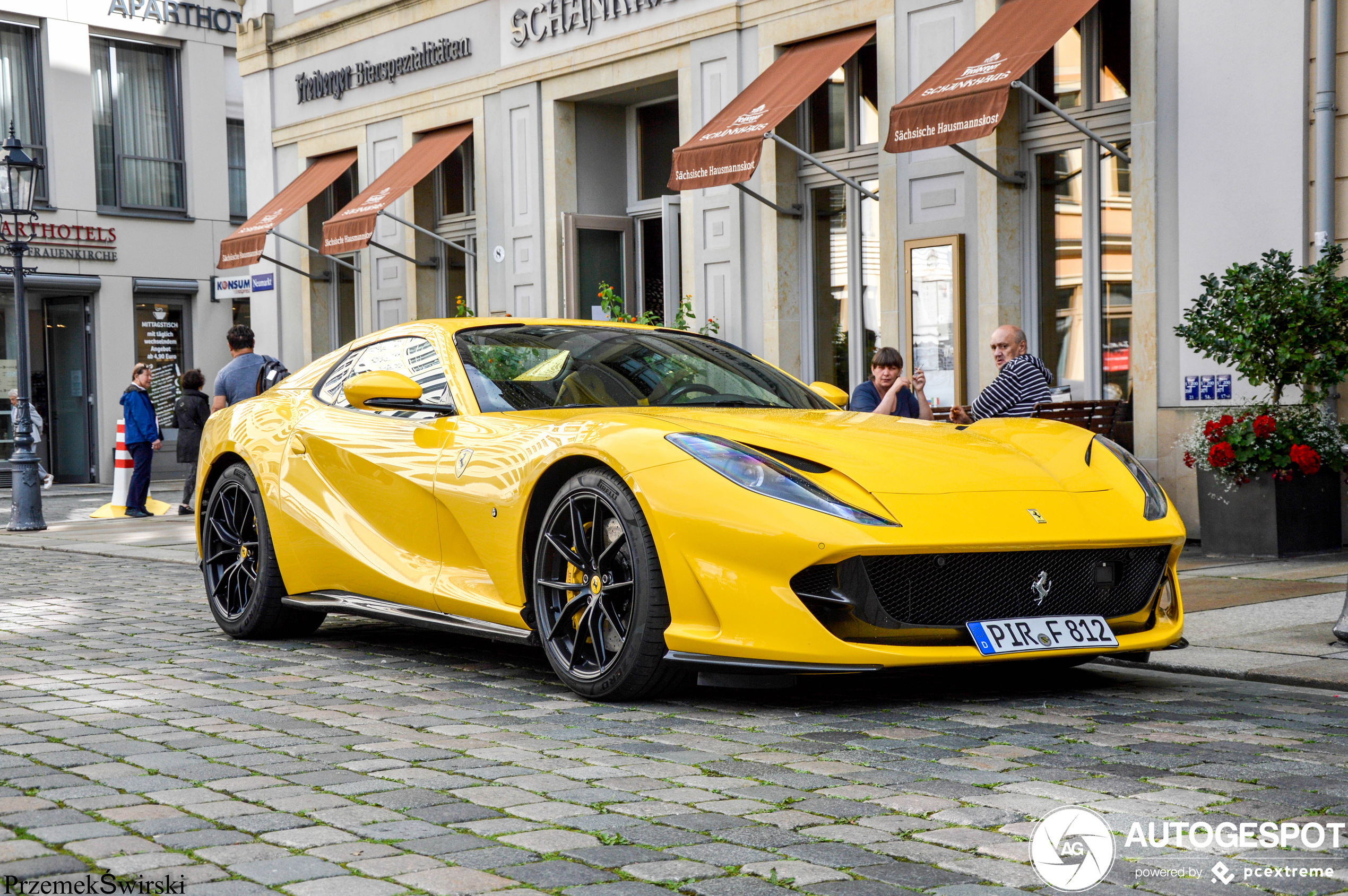 Ferrari 812 GTS