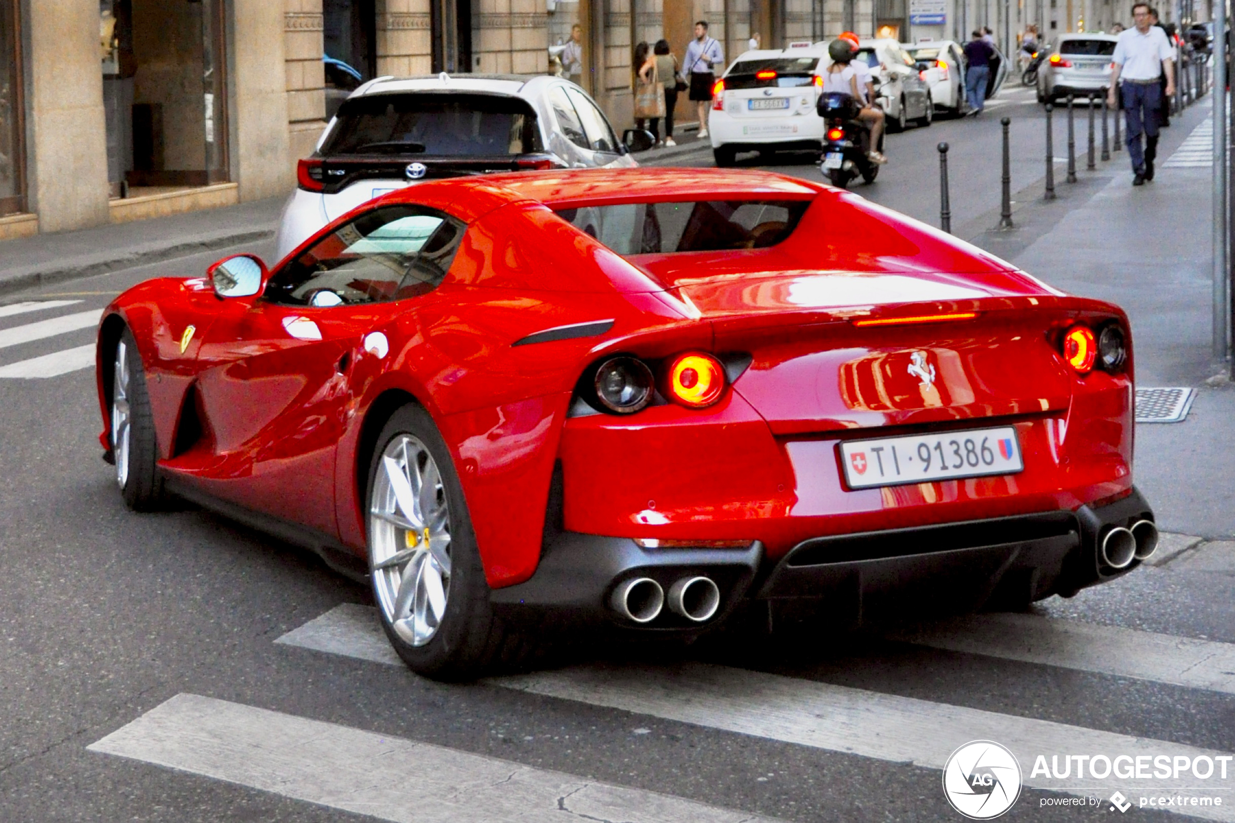 Ferrari 812 GTS