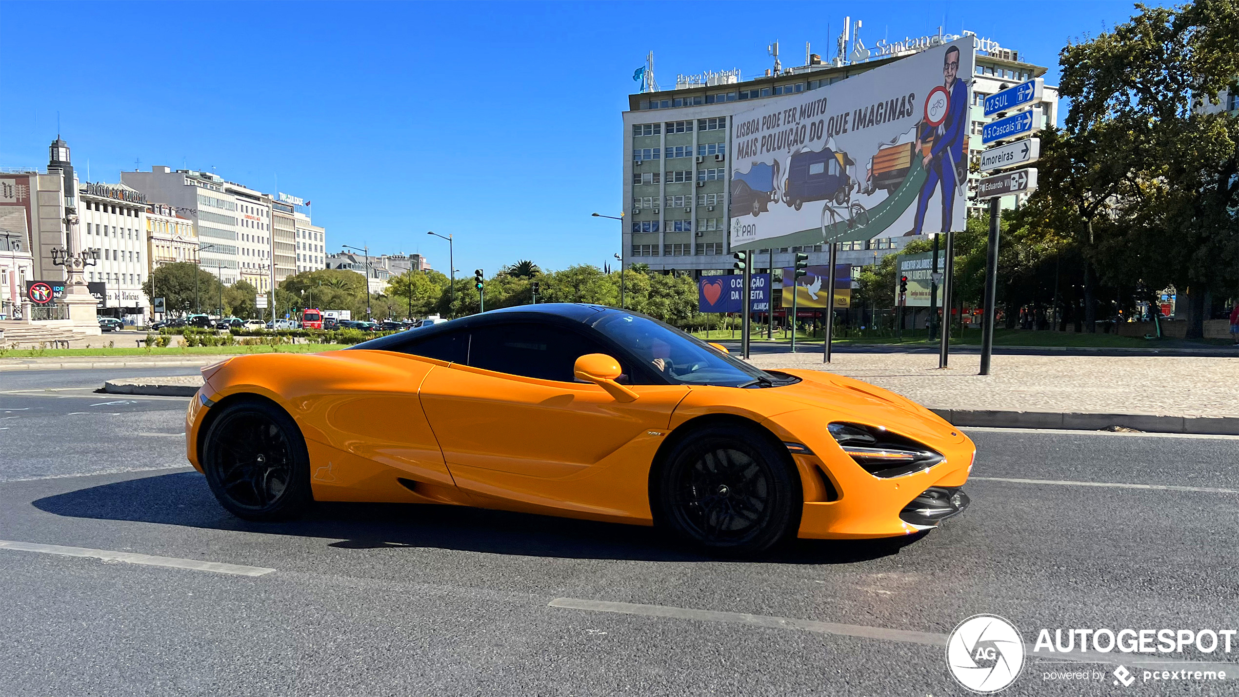 McLaren 720S MSO Spa 68