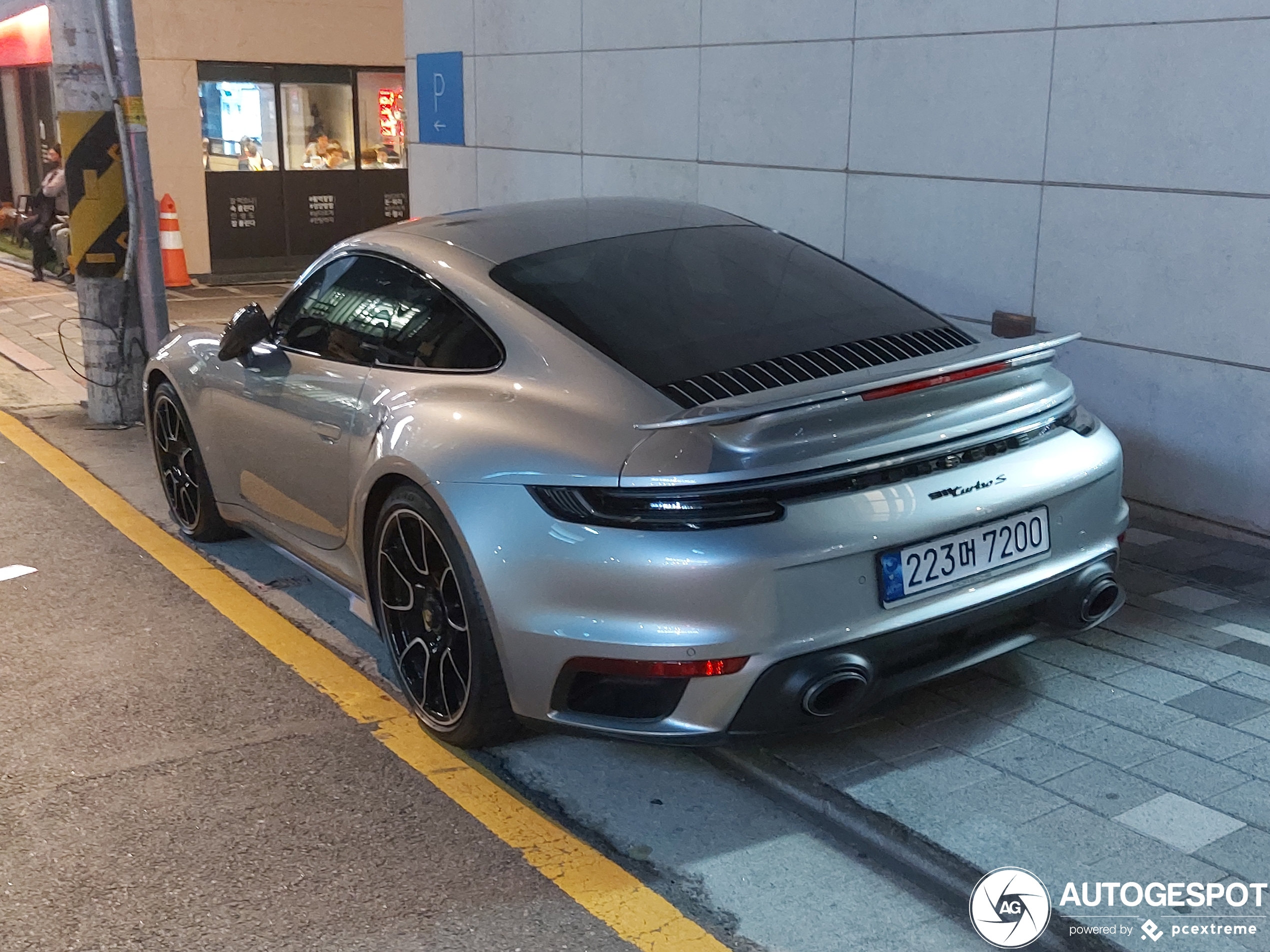 Porsche 992 Turbo S