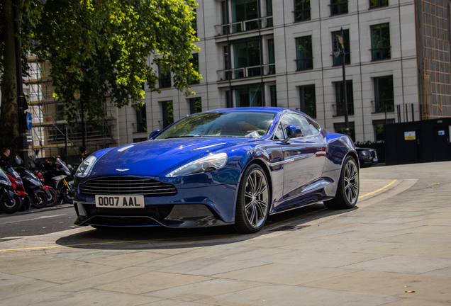 Aston Martin Vanquish 2013