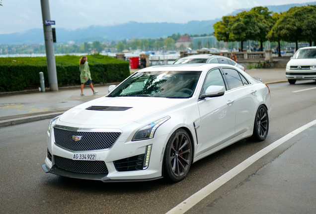 Cadillac CTS-V 2015