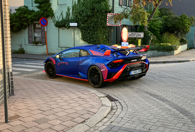 Lamborghini Huracán LP640-2 STO