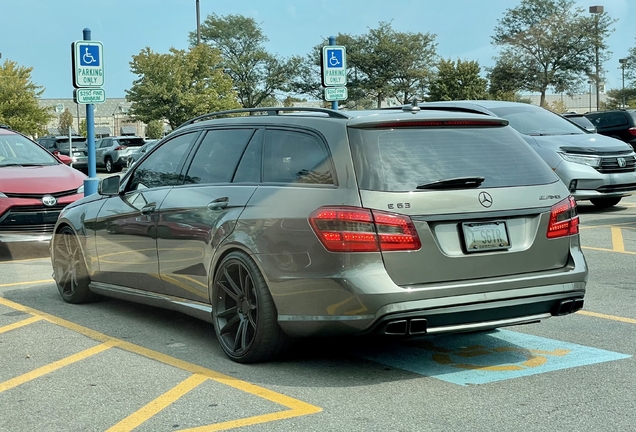 Mercedes-Benz E 63 AMG S212