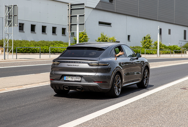 Porsche Cayenne Coupé Turbo S E-Hybrid