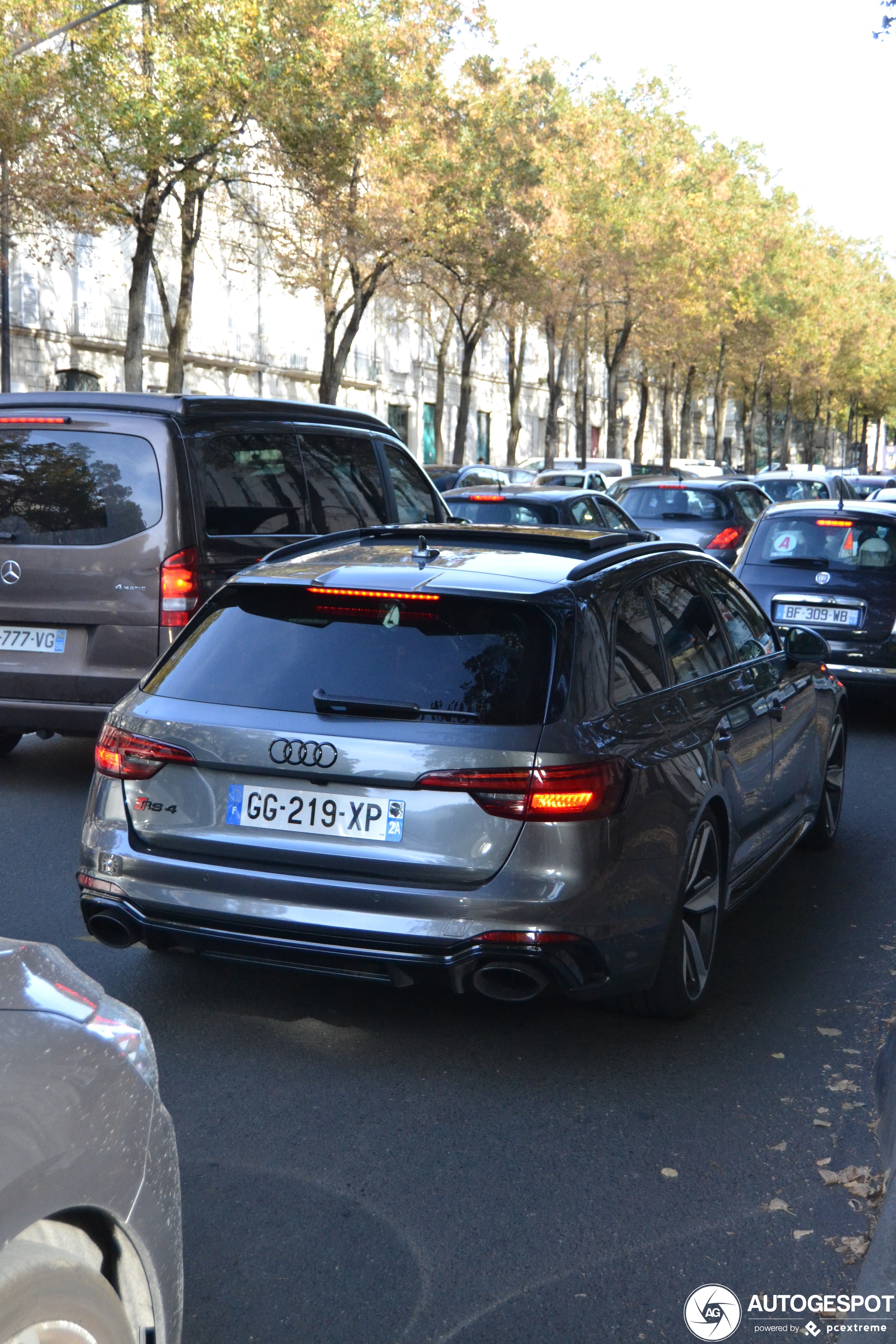 Audi RS4 Avant B9