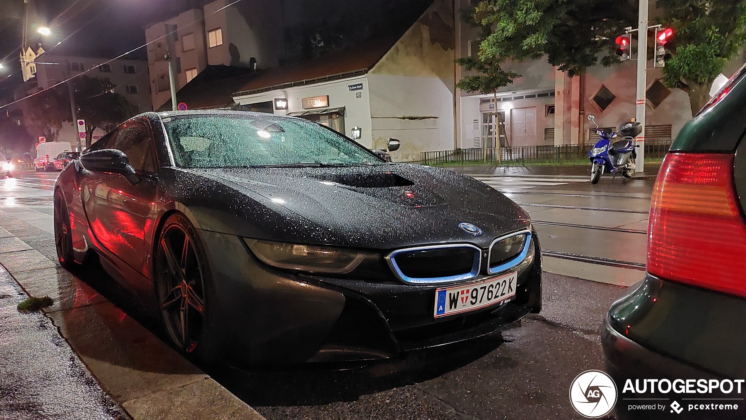 BMW i8