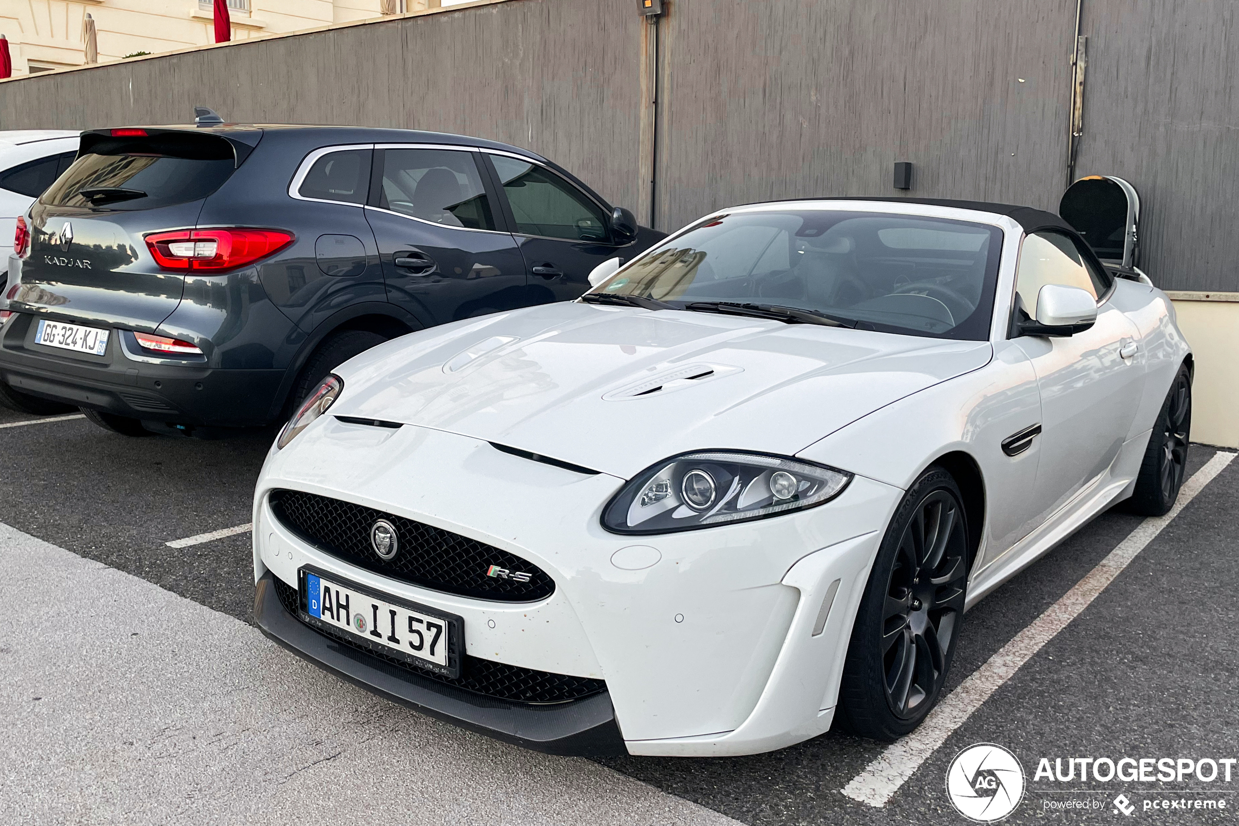 Jaguar XKR-S Convertible 2012