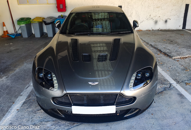 Aston Martin V12 Vantage S