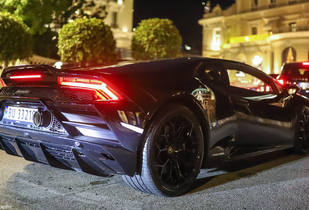 Lamborghini Huracán LP640-4 EVO