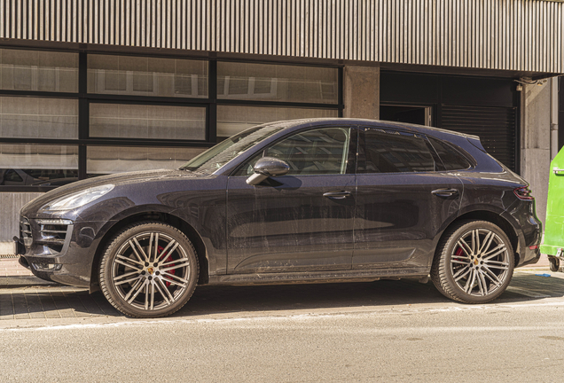 Porsche 95B Macan GTS