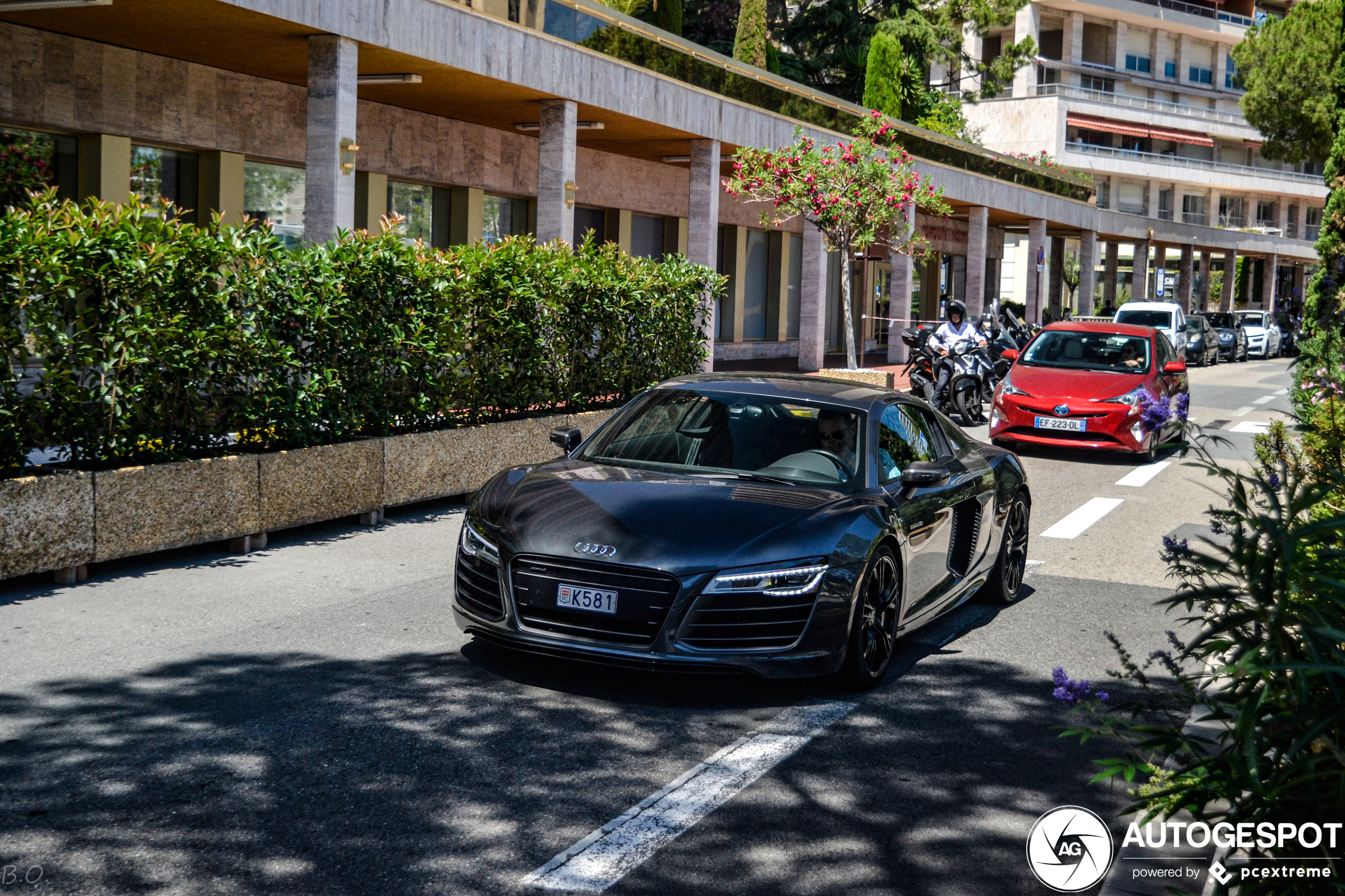 Audi R8 V10 Plus 2013