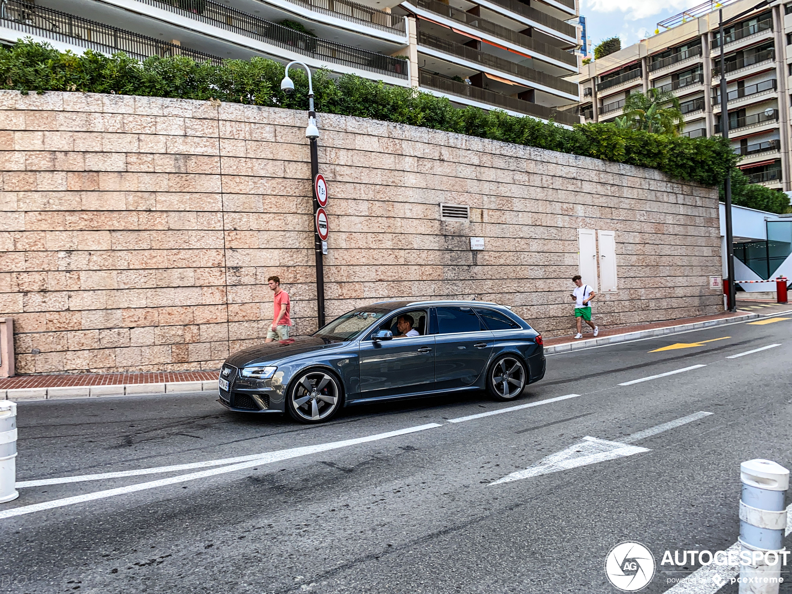 Audi RS4 Avant B8