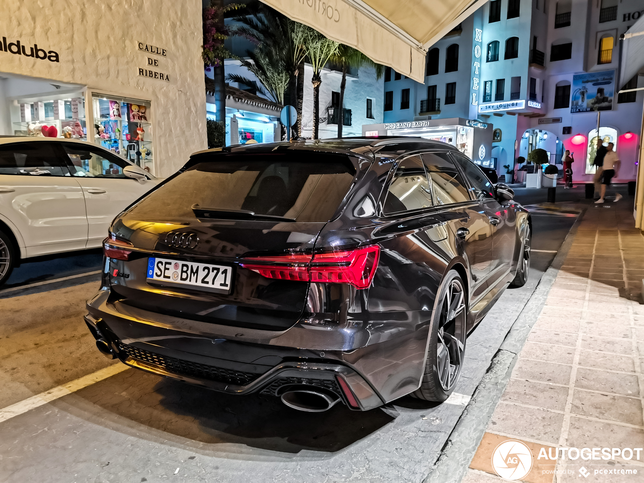 Audi RS6 Avant C8