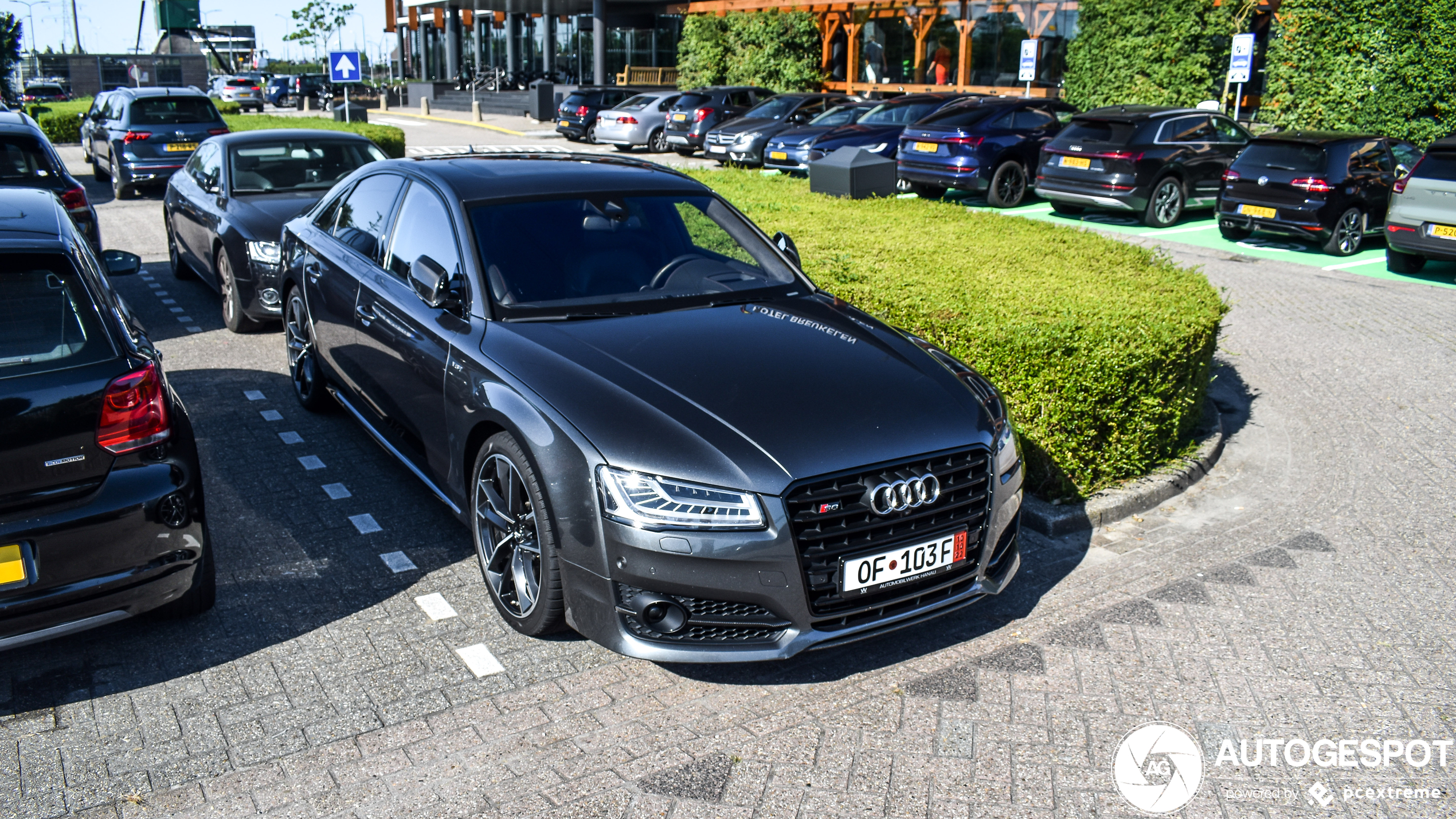 Audi S8 D4 Plus 2016