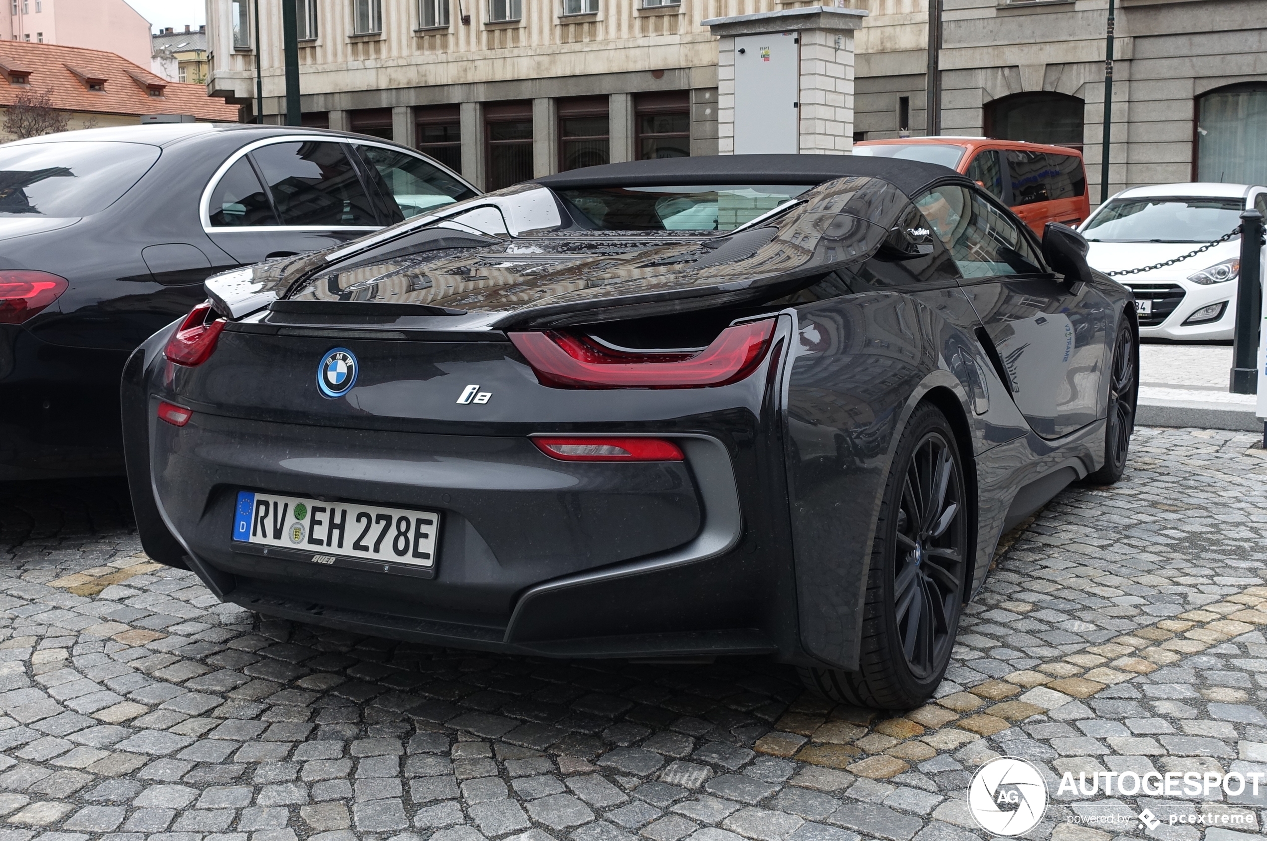 BMW i8 Roadster