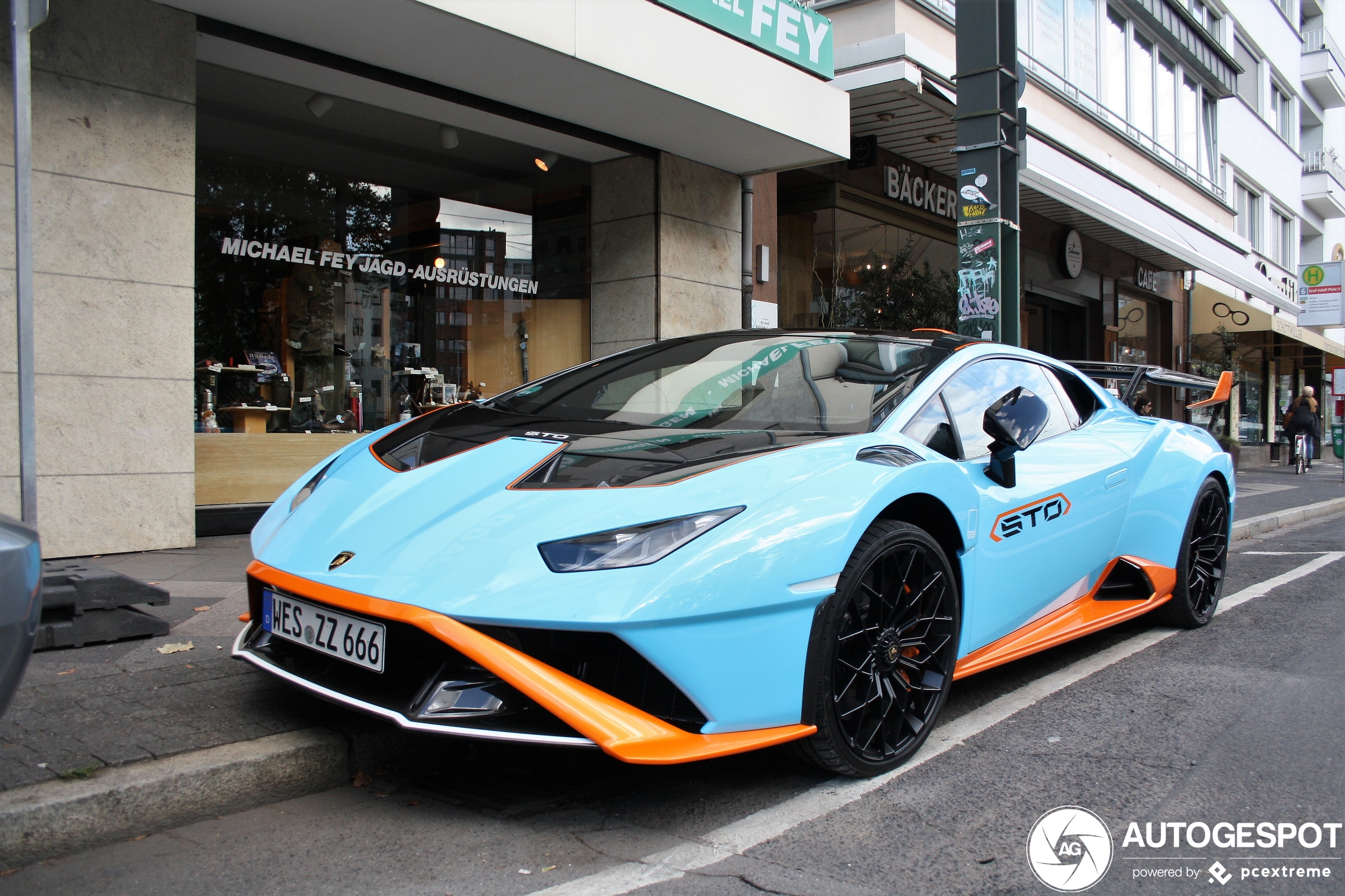 Lamborghini Huracán LP640-2 STO