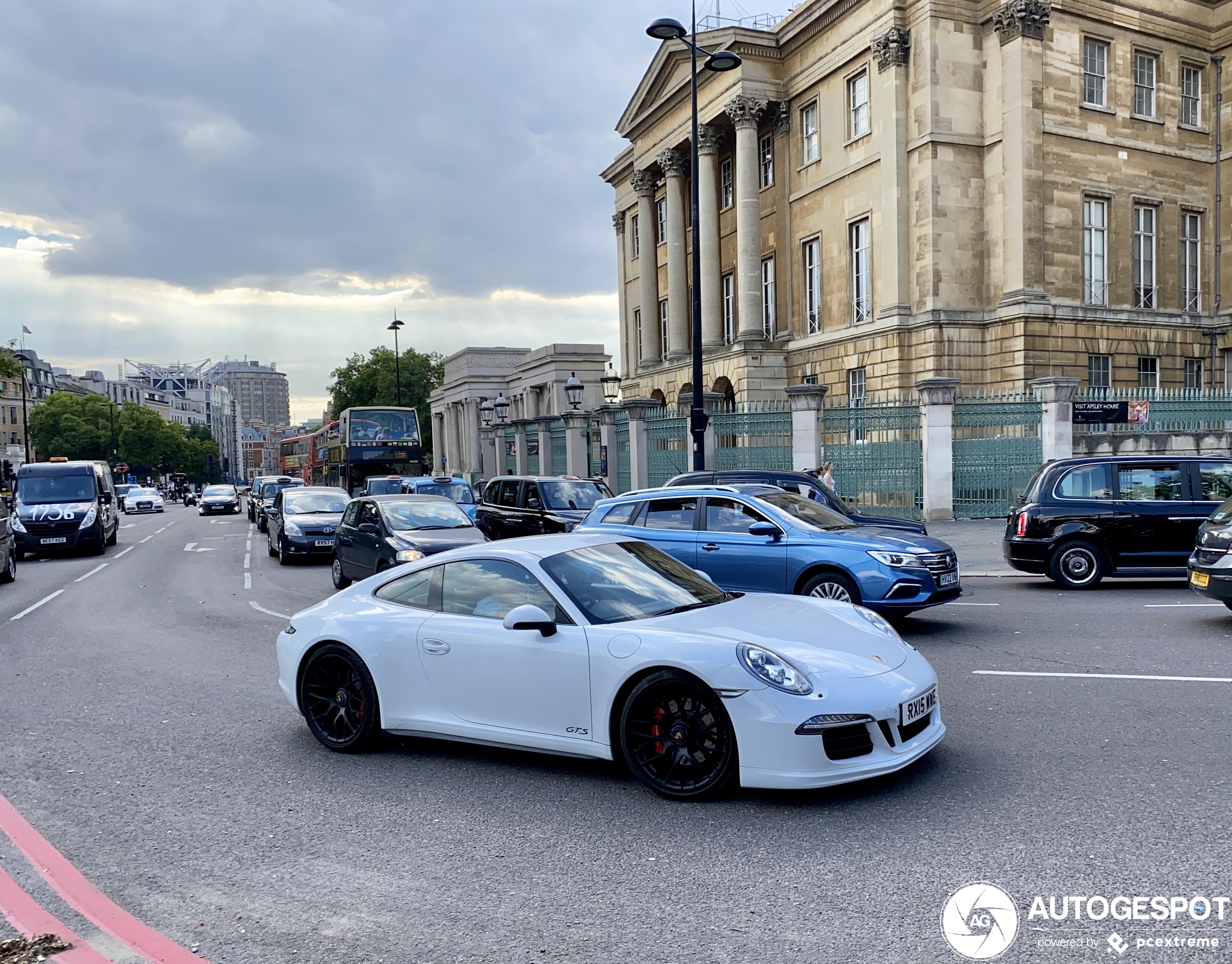 Porsche 991 Carrera GTS MkI