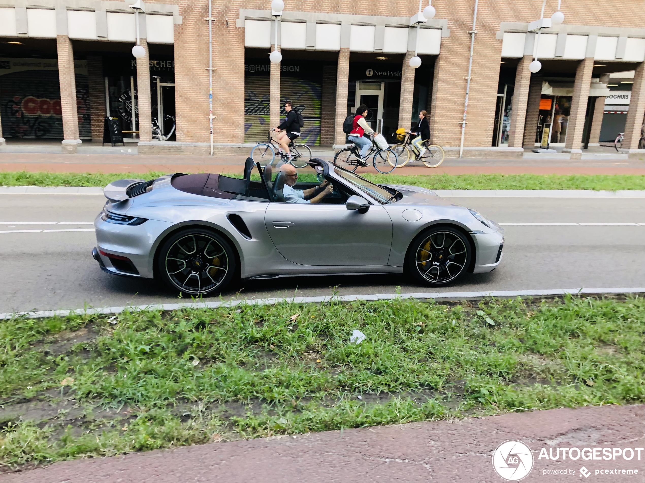 Porsche 992 Turbo S Cabriolet