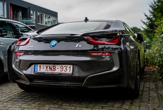 BMW i8