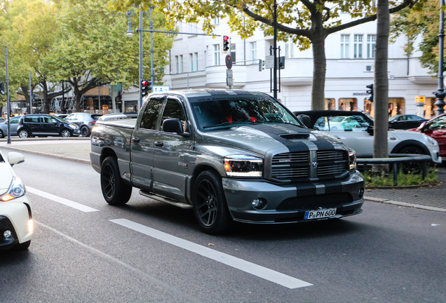 Dodge RAM SRT-10 Quad-Cab