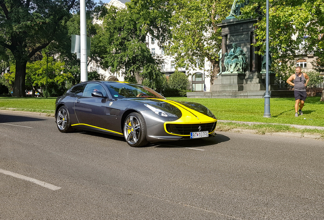 Ferrari GTC4Lusso