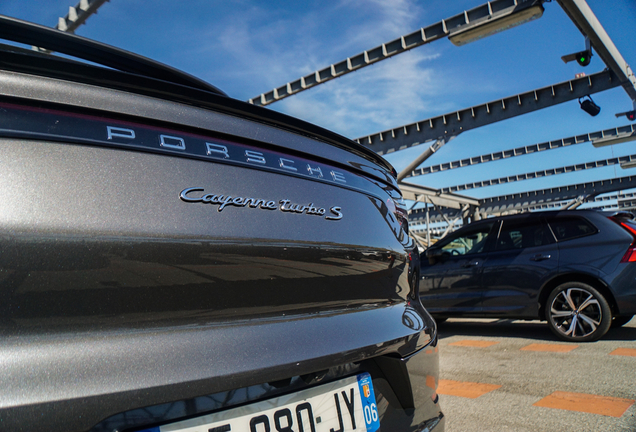 Porsche Cayenne Coupé Turbo S E-Hybrid