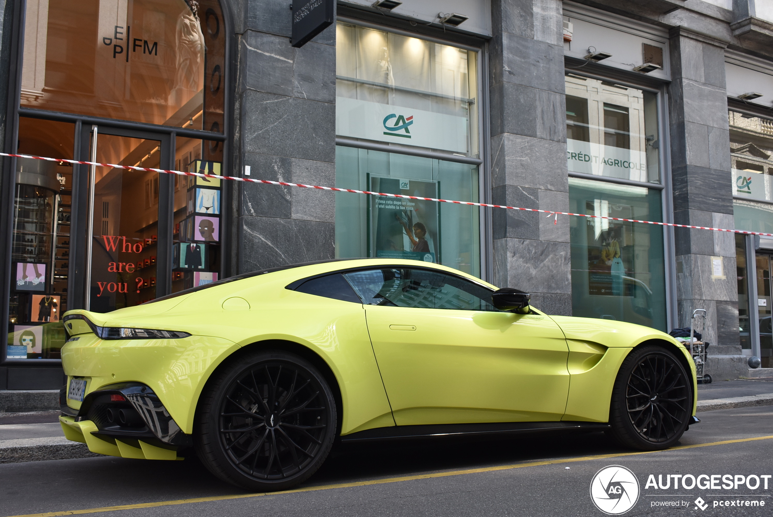 Aston Martin V8 Vantage 2018